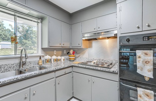 Rossville House | Minutes From Chattanooga/The Scenic City