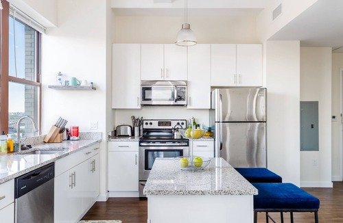 Historic Downtown Condo | Minutes from NYC 1BD/1BA Panoramic Views of NYC
