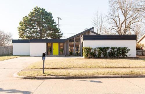 Norman House | Minutes To Ou Stadium Fire Pit Grill 3bd
