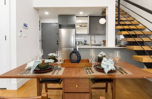 Bushwick Apartment | Mixed Modern Hideaway: Cozy 1BR & Balcony