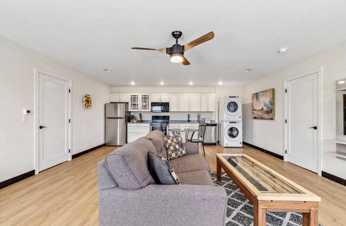 Rapid City Apartment | Modern 2 bdrm loft near restaurants & attractions