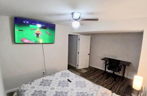 Potomac Apartment | Modern 2-Bedroom 2-Bed Apartment with Private Access Door near I-81