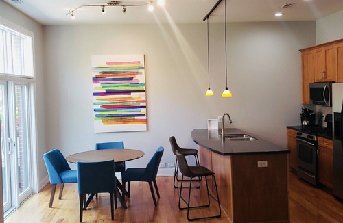 Southeast Omaha House | Modern 2 bedroom Townhouse, Great for CWS. Ideal Location