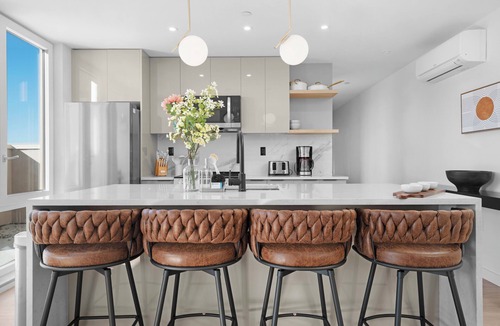 Greenpoint Apartment | Modern 3BR/2BA Duplex w/Private Roof Deck