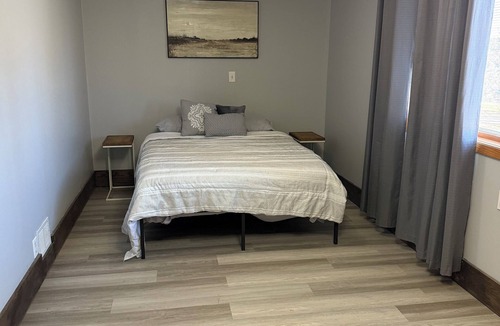 Minden House | Modern 4-bedroom/5 bathroom Southern Farmhouse