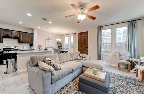 Cedar Park House | Modern 4BR Home Near Cedar Park