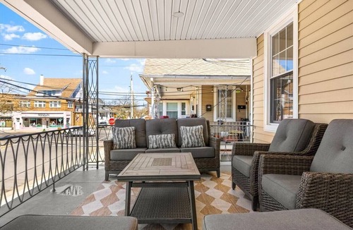 Ventnor City House | Modern 9BR | Sleeps 20 | 1.5 Blocks to Beach