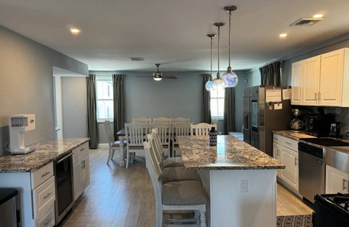 Port Monmouth House | Modern Beach House + Stock Tank Pool! 5 Mins to Sandy Hook Beach + NYC Ferry
