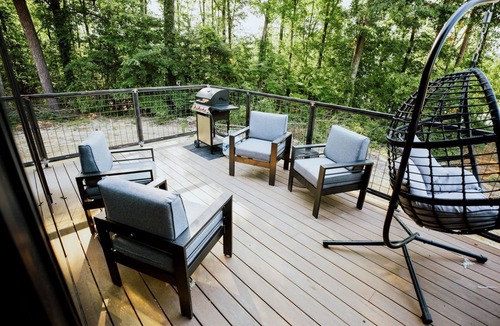 Coosa Cabin | Modern Cabin on Weiss Lake, Cedar Bluff, Alabama