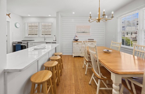 Margate City House | Modern Coastal Living in Margate!
