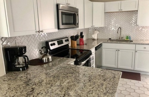 Goose Creek House | Modern Comfort + Convenient Location!