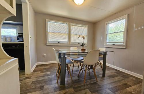 Adamstown House | Modern Farm Home WT Large Parking, Front Porch