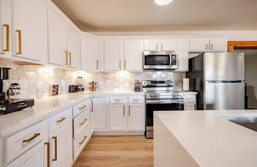 Central Oklahoma City House | Modern home with game room - Oklahoma City Oasis! 15 mins from the airport
