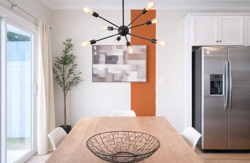 Spartanburg Villa | Modern Luxe 3BR Townhome Near Downtown Spartanburg