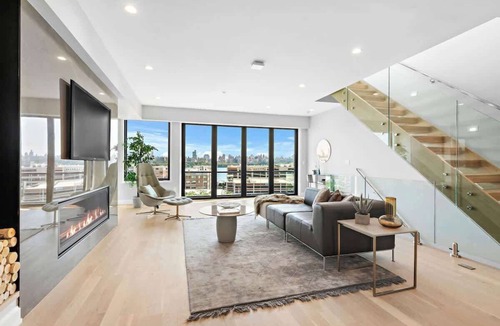 North Bergen Condo | Modern Luxury 8BR Combined Townhome with NYC Views