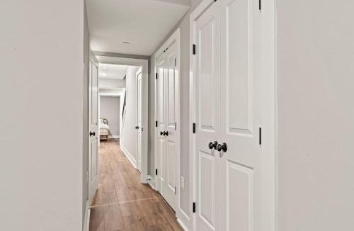 Southwest Center City Apartment | Modern Philly Stay | Garage Parking Near Stadiums