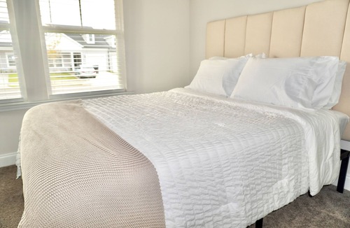 North Augusta House | Modern Townhome 17 mins from Augusta Masters