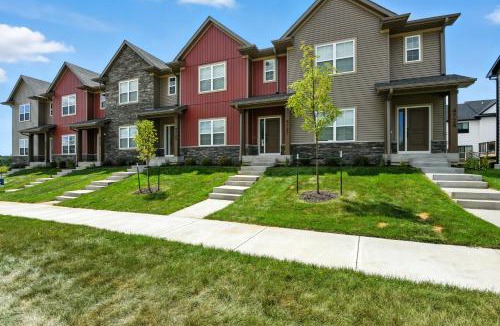 Weber House | Modern Townhome Retreat in Prime Location townhouse