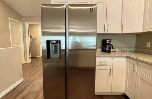 West Omaha Condo | Modern Townhouse w/Private Backyard & Patio Retreat