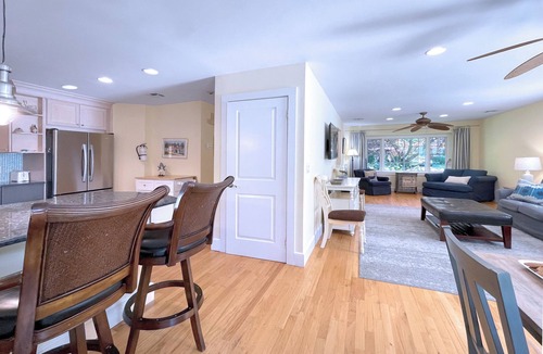 Spring Lake House | MONTH+ RENTALS ONLY-Immaculate Spring Lake, walk to beach/pool/town. Top reviews
