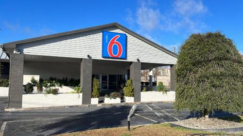 Greenville Hotel | Motel 6 Greenville, NC ECU Medical Center