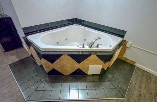 Point Pleasant - Toms River Hotel | Motel 6 Toms River, NJ - Near Seaside Heights