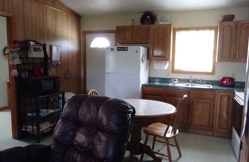 Newport Cabin | Mountain Cabin Getaway. 45 Minutes From Pigeon Forge And Gatlinburg