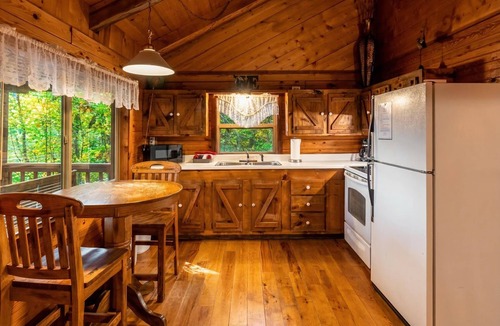 Ponca Condo | Mountain Ecstasy - Romantic Cabin w/Beautiful View
