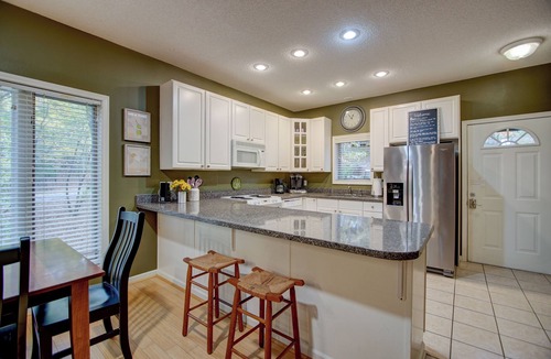 Mount Ida Condo | Mountain Harbor Resort Condo 2Bed 2Bath. Large Screen Deck. 2 Min. walk to Pool