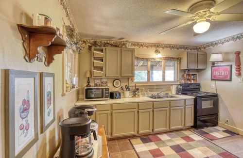 Lead House | Mountain Oasis - private hot tub and game room.