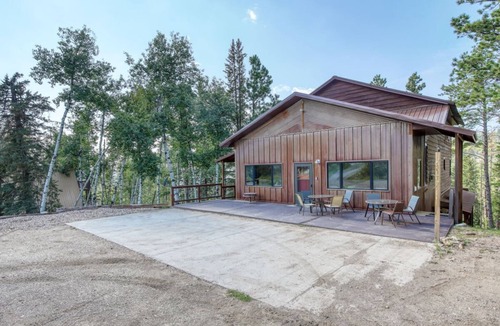 Lead House | Mountain Oasis - private hot tub and game room.