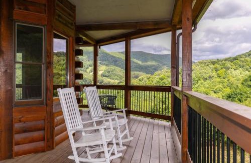 Boone House | Mountain Range Retreat