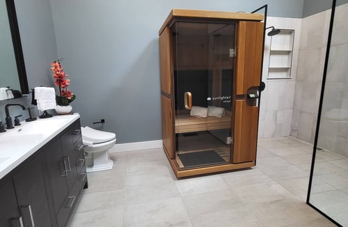 Calverton House | Mountain Retreat 20 Wooded Acres Sauna