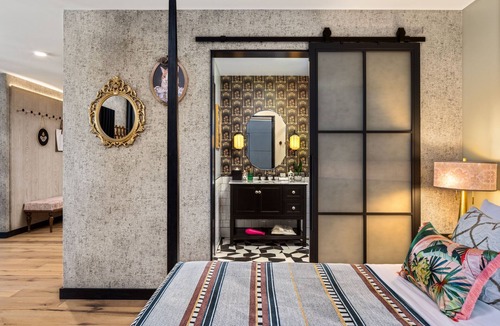 Tenney-Lapham Hotel | Moxy Madison Downtown