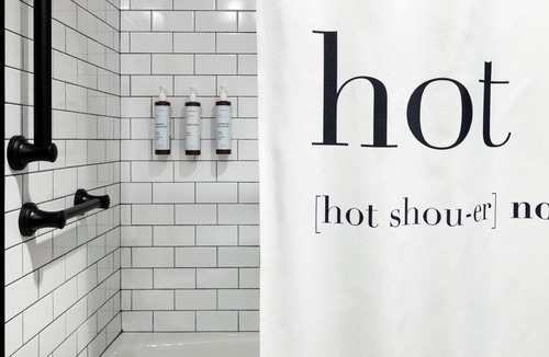 Old Market Hotel | Moxy Omaha Downtown