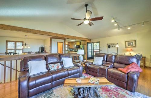 Charter Hills House | Mtn-View Cabin w/Deck, 2 Mi to Beech Mtn Slopes!