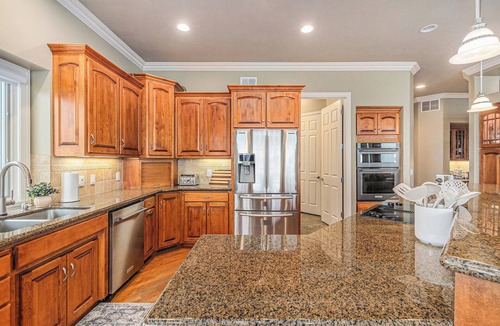Jefferson House | Mulligan Manor, Scenic Golf Views & Fun Amenities!