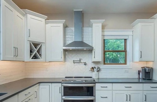 Saluda House | Mustard Seed Farm Estate in Saluda, NC!