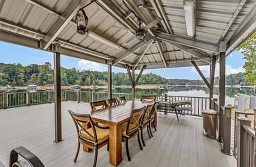 Crane Hill House | My Happy Place-Smith lake 4bed/3 bath, ,entertainment dock, pet friendly