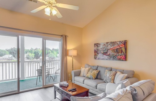 Socastee Condo | Myrtle Beach Condo w/Community Pool & Water Views