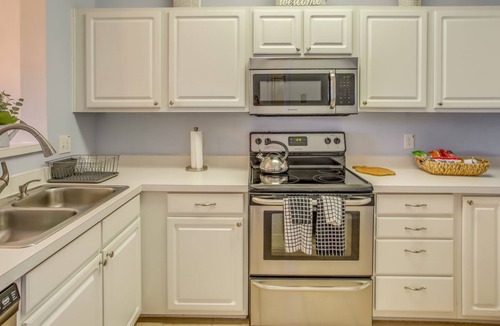 Socastee Condo | Myrtle Beach Condo w/Community Pool & Water Views