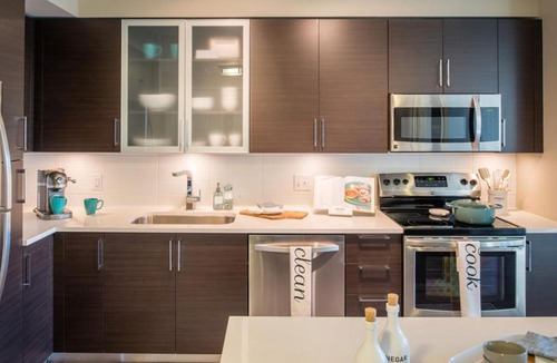 Aurora Highlands Apartment | National at Pentagon