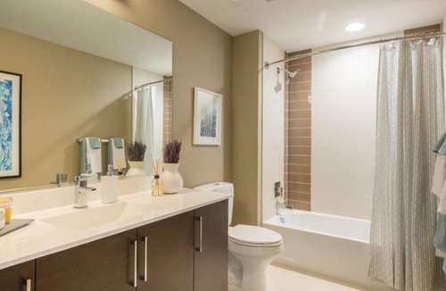 Aurora Highlands Apartment | National at Pentagon