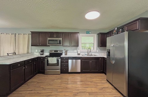 McCutcheon Field House | Native Nest: cozy 3-bedroom house in Jacksonville with WiFi, AC
