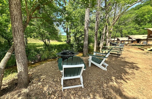 Newport RV Rental | Nature Retreat: Cozy tent|HVAC|Spa Bath