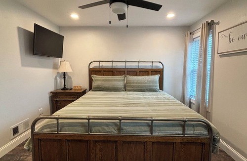 Watkins Other | nCozy Rural Guesthouse with Modern Amenities - 13 miles from Cedar Rapids!
