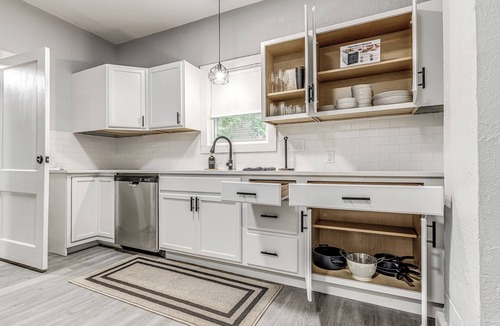 Central Oklahoma City House | Near Attractions & Food : Walk to Plaza District