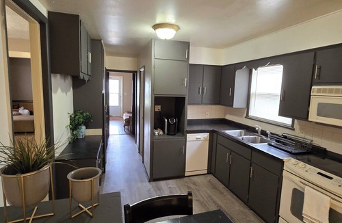 Omaha Bed & Breakfast | Near Charles Schwab Field, Epply Airfield, Riverfront, CHI Arena, Old Market