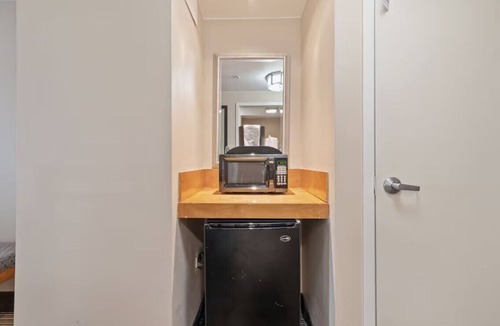 Carteret Apartment | Near NYC Superior King Suite Premium Comfort Workspace