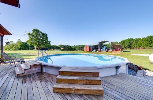Newton County House | Neosho Home on 90 Acres w/Private Pool & Fire Pit